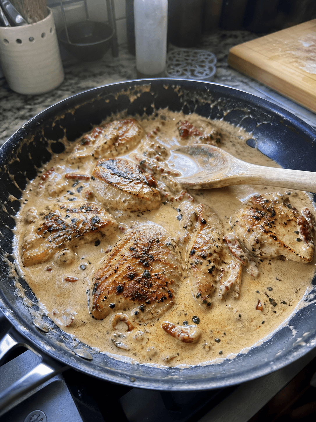 Creamy Sundried Tomato Chicken Skillet