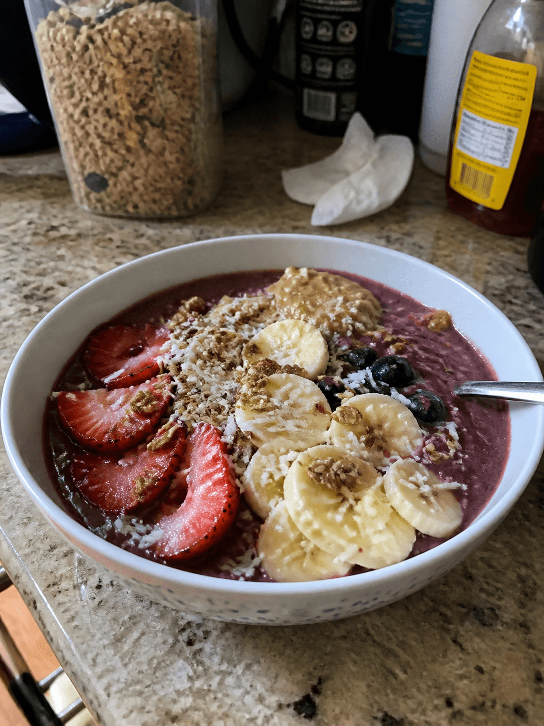 Refreshing Acai Berry Smoothie Bowl
