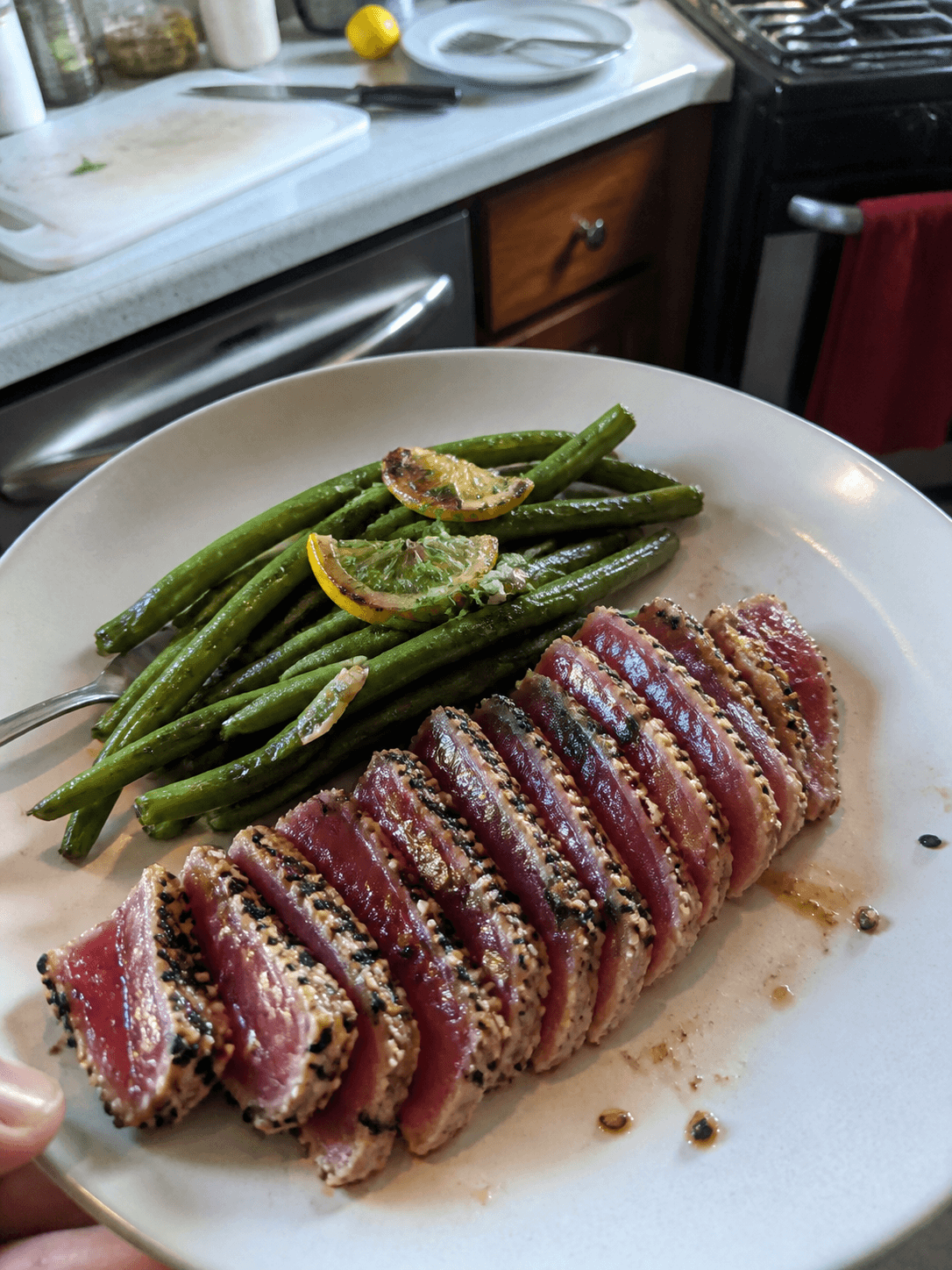 Zesty Seared Tuna with Lemon Herb Green Beans